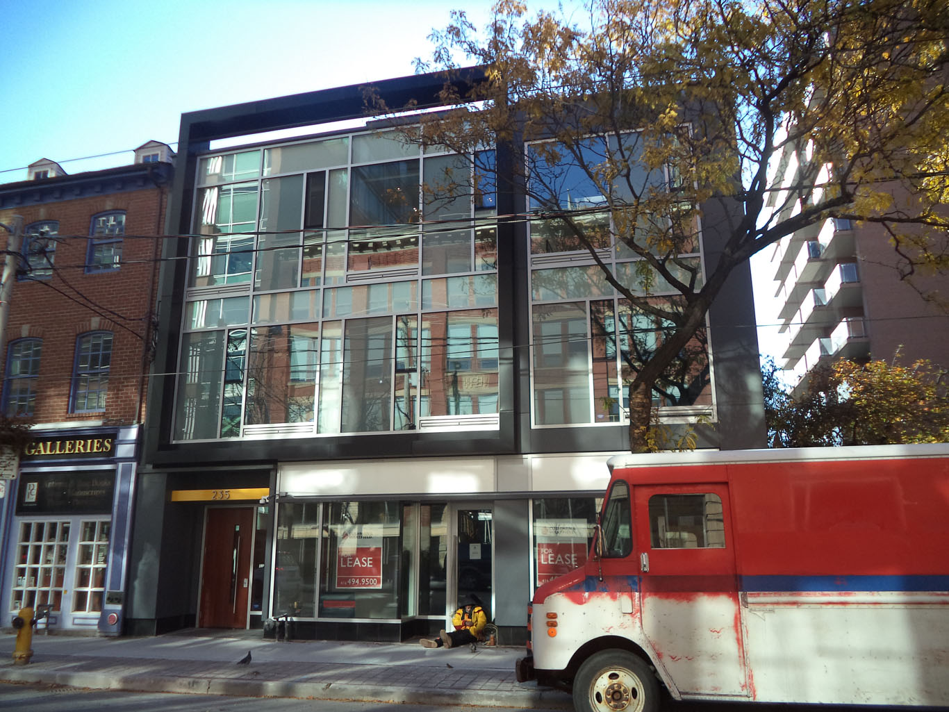 Henein Hutchison Robitaille LLP